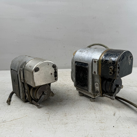 BOSCH, magnetgeneratorer, 2 st, Tyskland, 1930-tal.