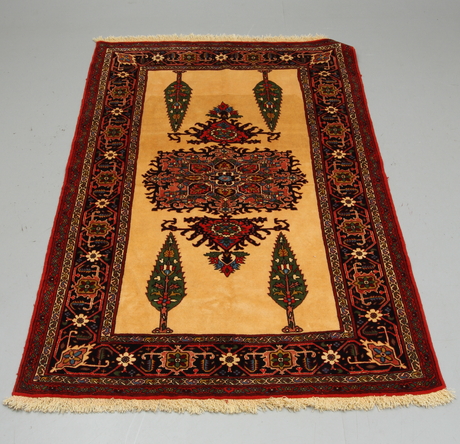 MATTA, orientalisk, ca 203 x 141 cm.