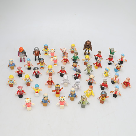 figurer-plast-leksaker-leksaker-auctionet