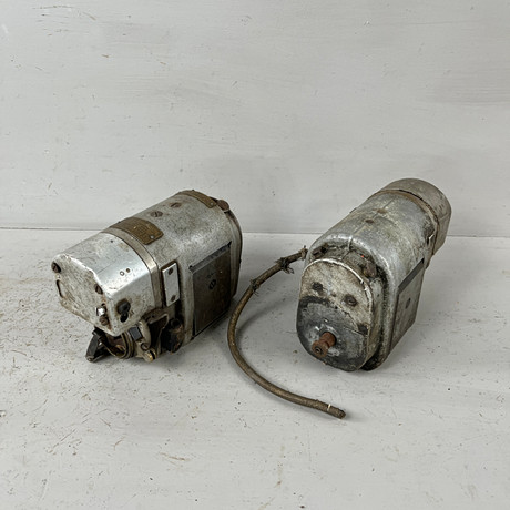 BOSCH OCH SEM, magnetgeneratorer, 2 st, 1930/40-tal, Tyskland/Sverige., såld på svensk auktion för 3 200 kr