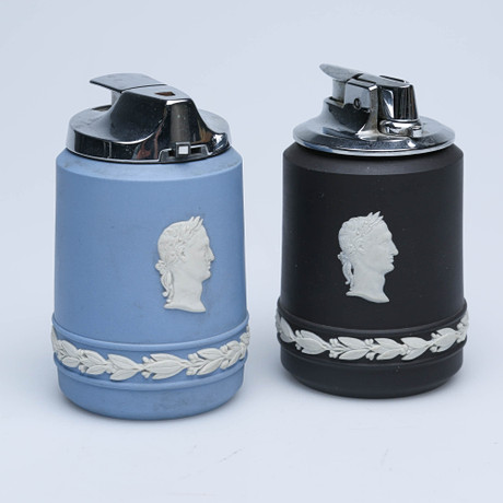 TABLE CIGARETTE LIGHTER, Wedgwood, Black basalt and jasperware, Ronson ...