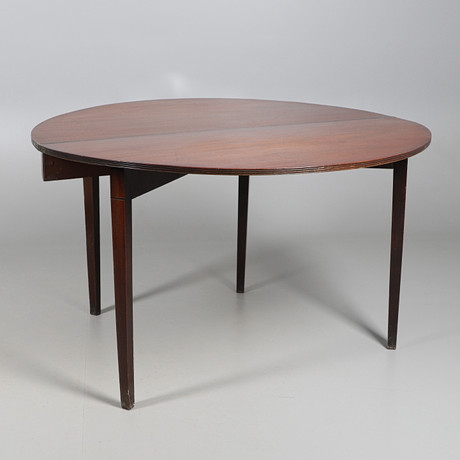 MATBORD, MAHOGNY, 1800-TAL. Möbler - Bord - Auctionet