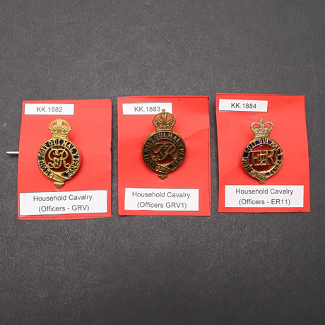 A COLLECTION OF THREE HOUSEHOLD CAVALRY FORAGE CAP BADGES. Weapons ...
