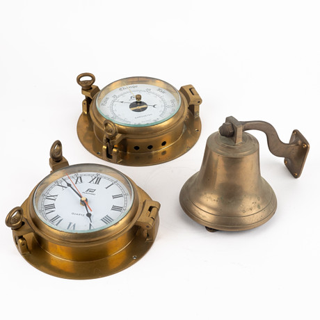 A 3-piece brass clock and ship's watch, 20th century. Collectables ...