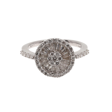 AN 18CT GOLD AND DIAMOND TARGET RING. Jewellery & Gemstones - Rings ...