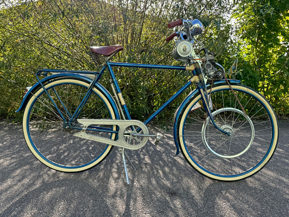 HUSQVARNA, trampcykel med påhängsmotor Rex, ca 40 cc, 1953.