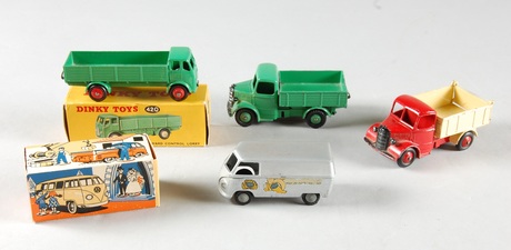 DINKY TOYS, 3 st, 1st  i originalkartong, 1 st Tekno Toys, i originalkartong.