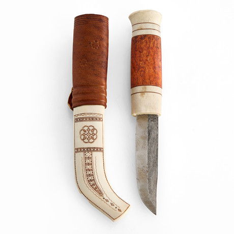 JOSEF SUNNA. Sámi Duodji, knife, Northern Sami, engraved reindeer horn ...