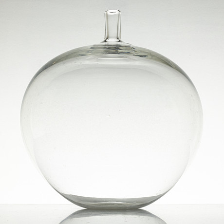 INGEBORG LUNDIN. “The Apple”, vase, Orrefors. Glass - Art glass - Auctionet