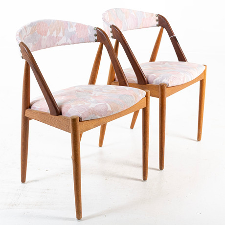 NORITSUGU ODA. Danish Chairs. Books, Maps & Manuscripts