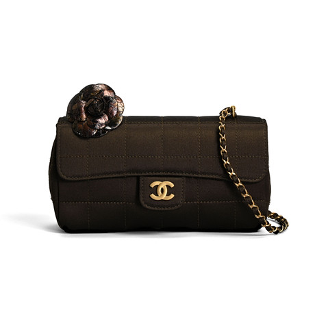 CHANEL CAMELLIA MINI KLAFFVÄSKA, CA 2000.