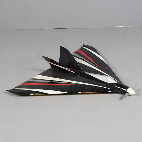 A RIPMAX DAGGER DELTA ELECTRIC REMOTE CONTROL PLANE. Toys - Other toys ...