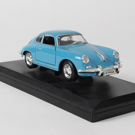 AMR (1/43) ポルシェ 911 Carrera Strosek AMR (1/43) ポルシェ 911 Carrera Strosek - メルカリ