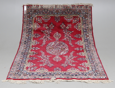 MATTA, orientalisk Kirman, 235 x 138 cm.