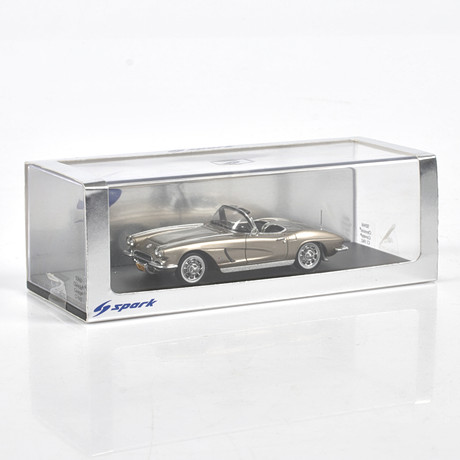 MODELLBIL, metall/resin, Chevrolet Corvette C1, 1962, Spark Models, skala 1:43.