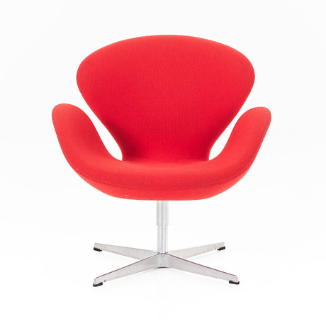 ARNE JACOBSEN. “The Swan”, Fritz Hansen armchair, designed in 1957, leg ...