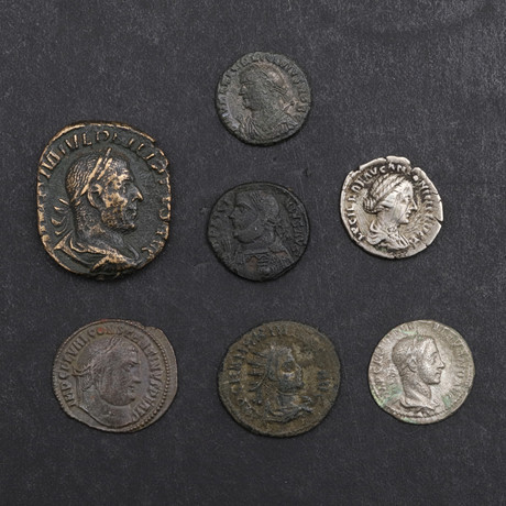 A COLLECTION OF ROMAN COINS TO INCLUDE DENARIUS AND SESTERTIUS. Coins ...
