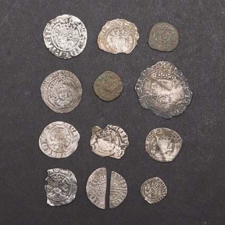 A COLLECTION OF MEDIEVAL HAMMERED SILVER COINS TO INCLUDE HENRY VIII ...