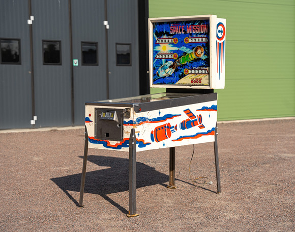 WILLIAMS ELECTRONIC INC, pinball machine model “Space Mission”, 1970s ...