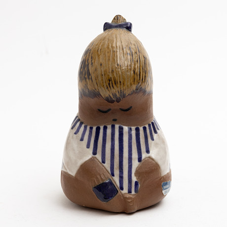 LISA LARSON. A figurine, “Malin” from the series “Larsons