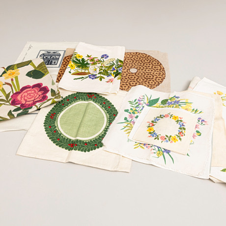 RUT-CARLA LANDSTRÖM. Figuriner, 19 st, Rutebo Stengods