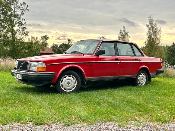 VOLVO, modell 244 GL, 1992, Sverige.