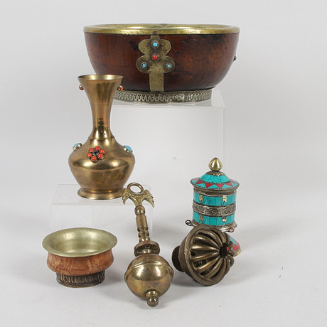 INDIAN RITUAL OBJECTS, 6 pieces, brass & wood, incl. bowl & prayer ...
