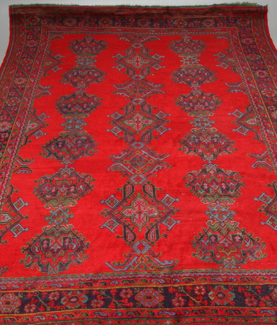 MATTA, orientalisk, 365 x 304 cm.
