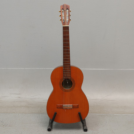 GUITAR, Applause AE-36. Collectables - Musical instruments