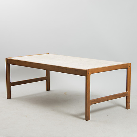 Bord på Helsingborgs Auktionskammare Auctionet SATSBORD, rökfärgat glasmetall. Möbler Bord Auctionet