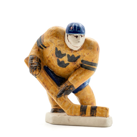 LISA LARSON. Figuriner, stengods, Ishockeyspelare, 