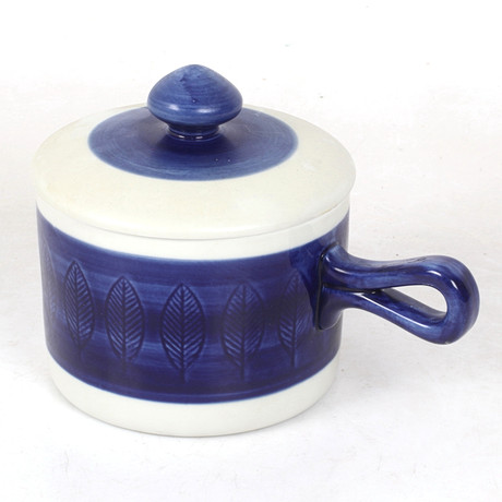 Stimulyator yordamida porno onlayn tomosha qiling