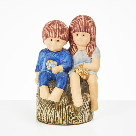 Lisa Larson  /  bebis på kudde LISA LARSON. Figurin, 