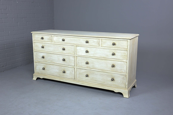 GEORGIAN STYLE PAINTED LONG CHEST. Furniture - Other - Auctionet