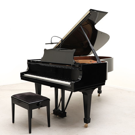 FLYGEL, Steinway & Sons, B-211, 1988.