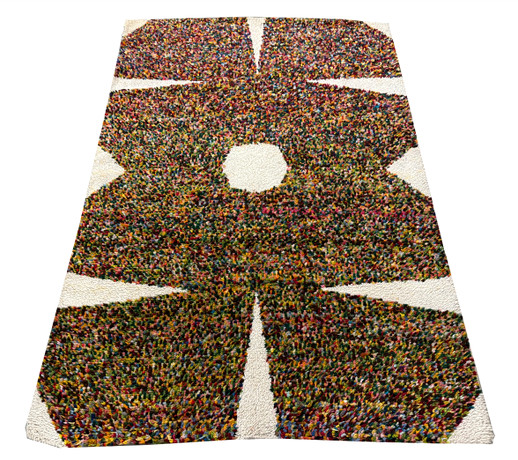 MID-CENTURY BELGIAN RUG. Carpets & Textiles - Carpets - Auctionet
