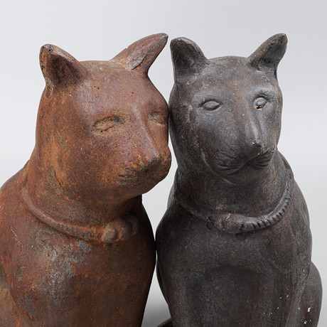 A pair of cast-iron garden sculptures, mid 20th century. Garden ...