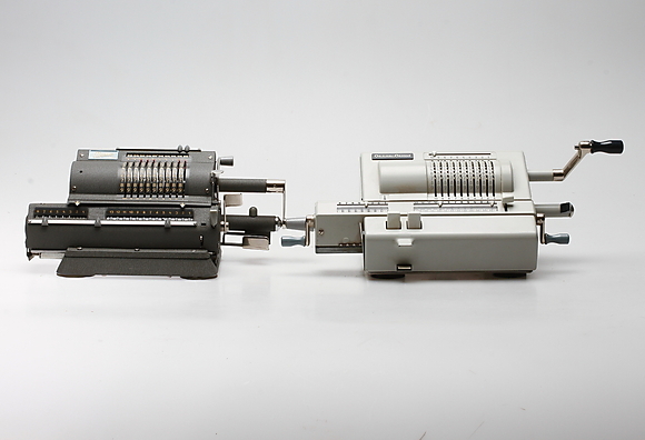 CALCULATORS, 2 pcs. Original Odhner and Mullo Addo, 1900s ...