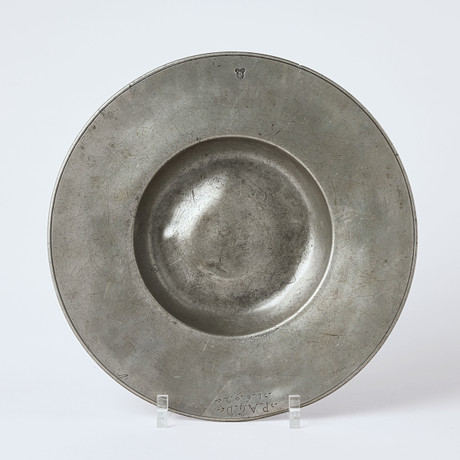 FAT, late 17th century, unidentified master stamp IW, tin. Silver ...