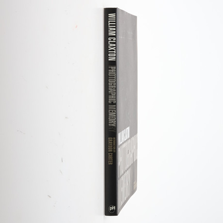 PHOTO. THE BEST OF HELMUT NEWTON. SELECTIONS FROM HIS PHOTOGRAPHIC