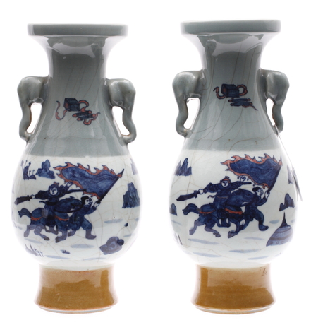 VASER, ett par, porslin, Kina, 1900-tal.