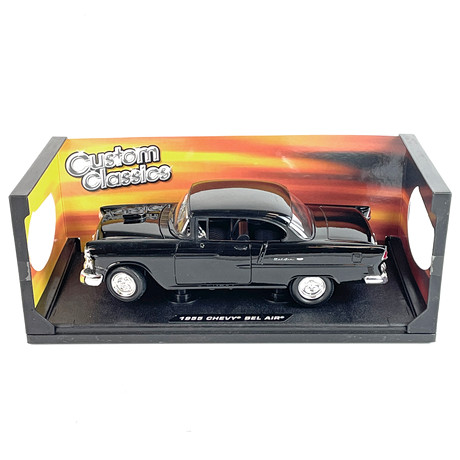 MODELLBIL, 1955 Chevrolet Chevy Bel Air, Motor Max, skala 1:18.