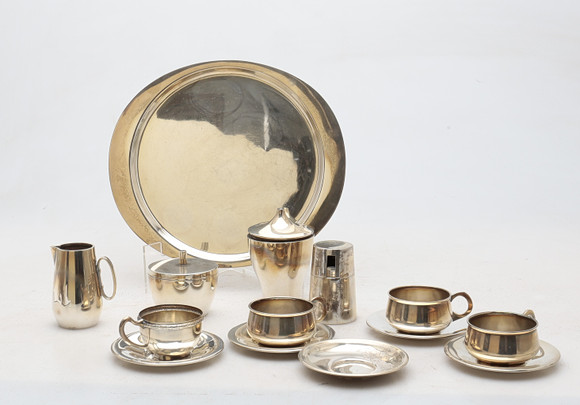Various silver objects, 20th Century. Silver & Metals - Silver - Auctionet