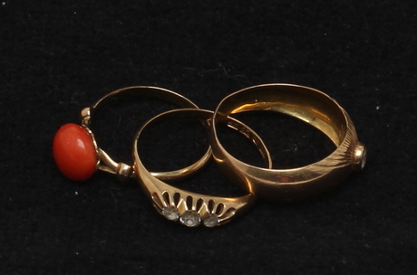 RINGAR 3 st, 18k guld varav en Alton 1957. Tot vikt 5,5 gram.