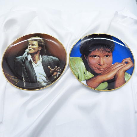 ROYAL WORCESTER SIGNED CABINET PLATE - RICHARD SEBRIGHT. Ceramics