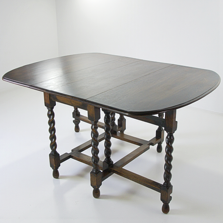 A flapper table, oak, turned legs, two flaps, England, 20th century ...