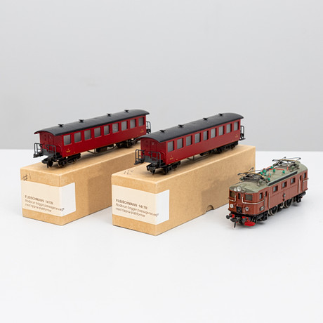 MODEL TRAIN, Fleischmann 6392, Start-set, A+B. Toys - Auctionet