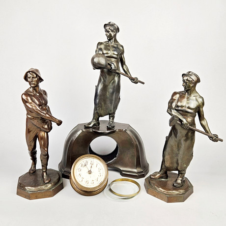 THREE PIECE ART DECO CLOCK SET. Clocks & Watches - Other clocks - Auctionet