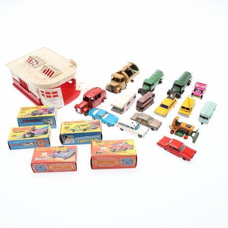 5 BOXED MATCHBOX ROLAMATICS DIE CAST CARS, DINKY, AND OTHERS. Toys ...
