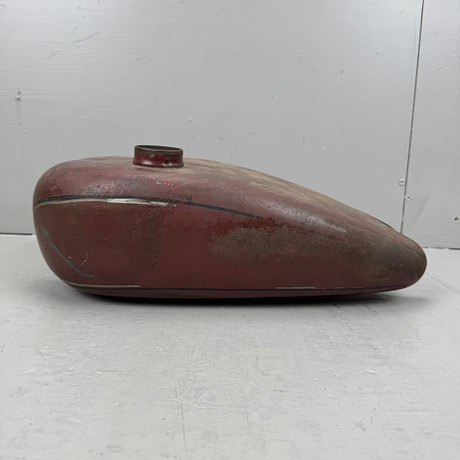 HUSQVARNA, Bensintank, modell 250, 1920/30-tal.